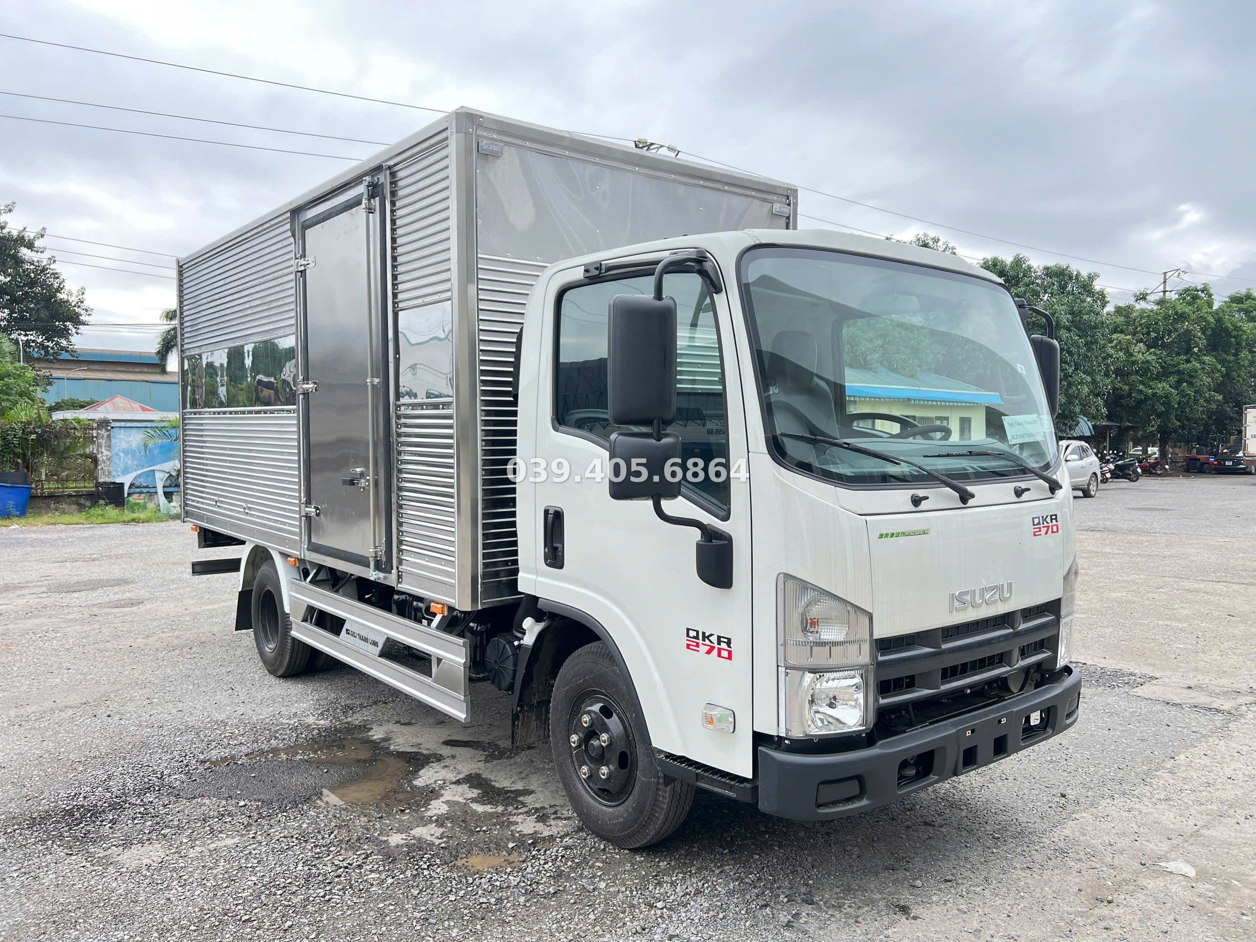 Xe tải Isuzu QKR 270 thùng kín 2.5 tấn 2026 - Isuzu Thăng Long